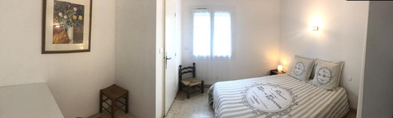 Chambre Pratique Avec Wc Et Vasque Attenant Du Rucher Naturaile Монтаняк Екстериор снимка